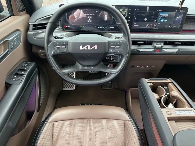 Used 2024 Kia EV9 GT-Line AWD/4WD image 17