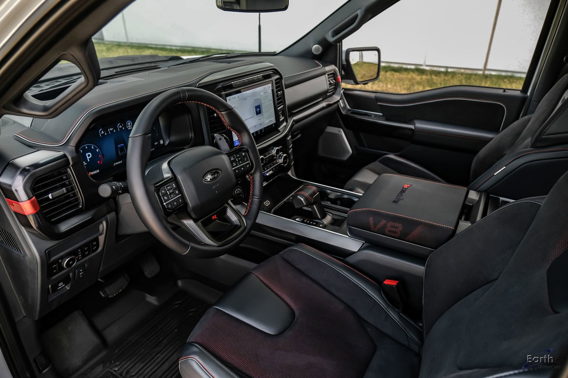 Used 2026 Ford F150 Raptor AWD/4WD image 2