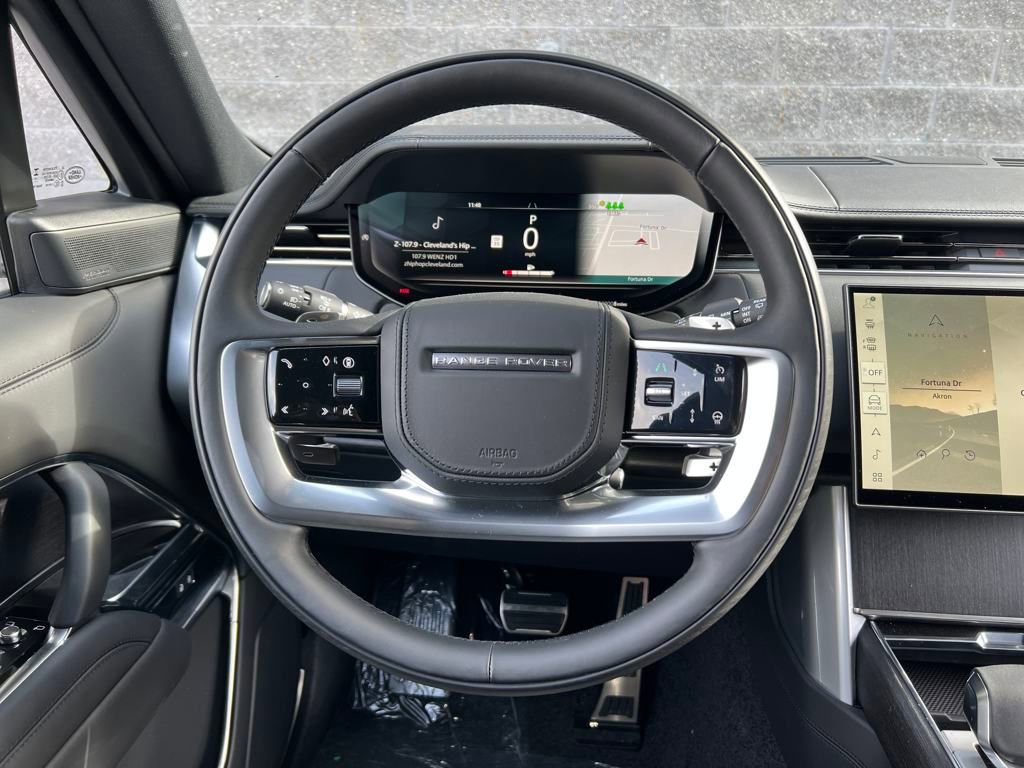 New 2025 Land Rover Range Rover SE image 19
