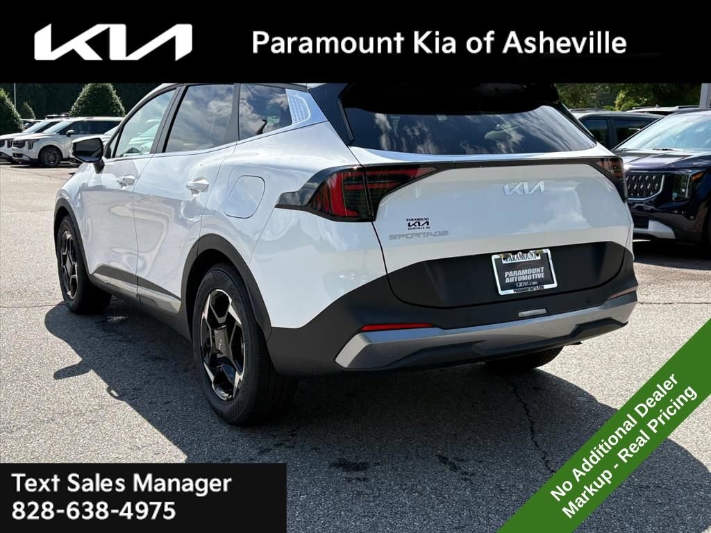 New 2026 Kia Sportage EX FWD image 4