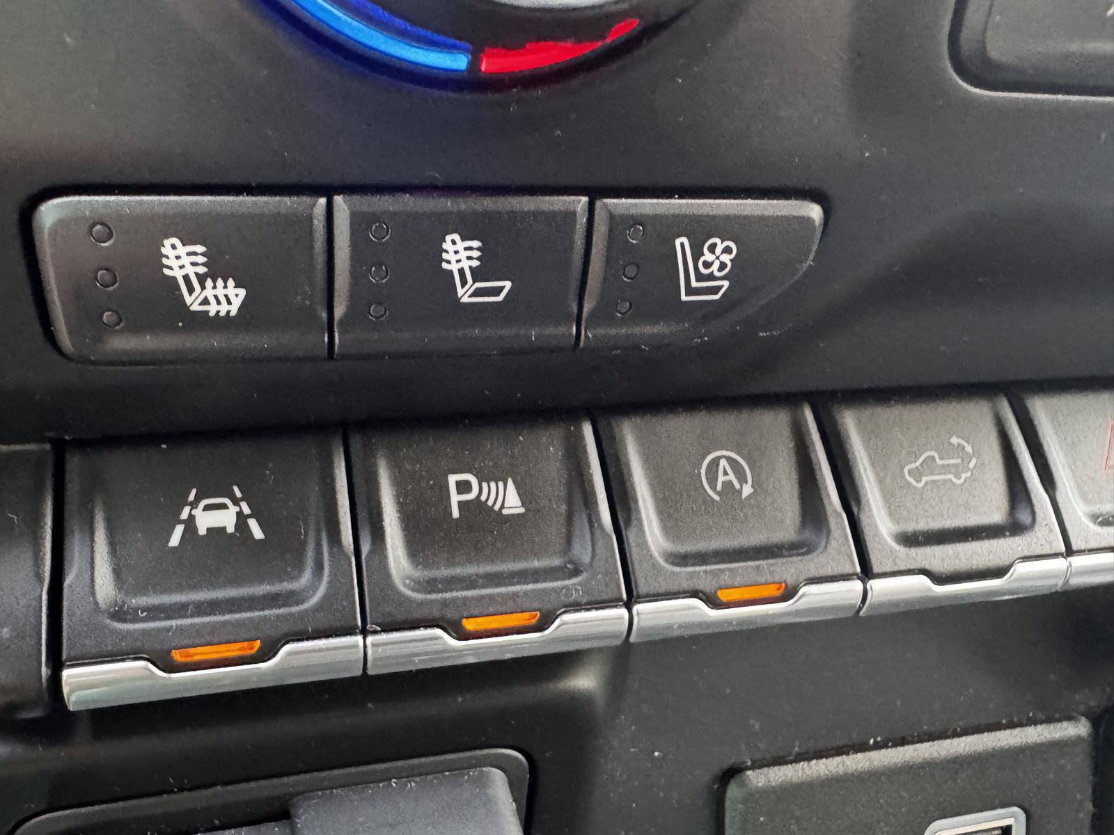Certified 2019 Chevrolet Silverado 1500 LTZ w/ LTZ Plus Package AWD/4WD image 42