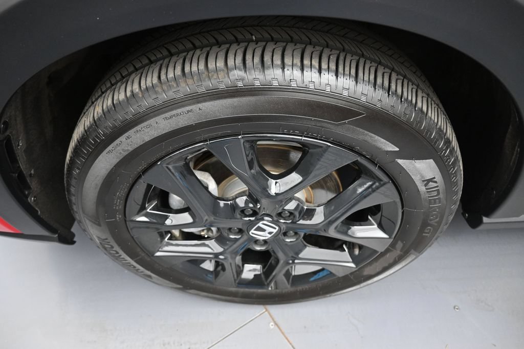 Certified 2025 Honda HR-V Sport image 14