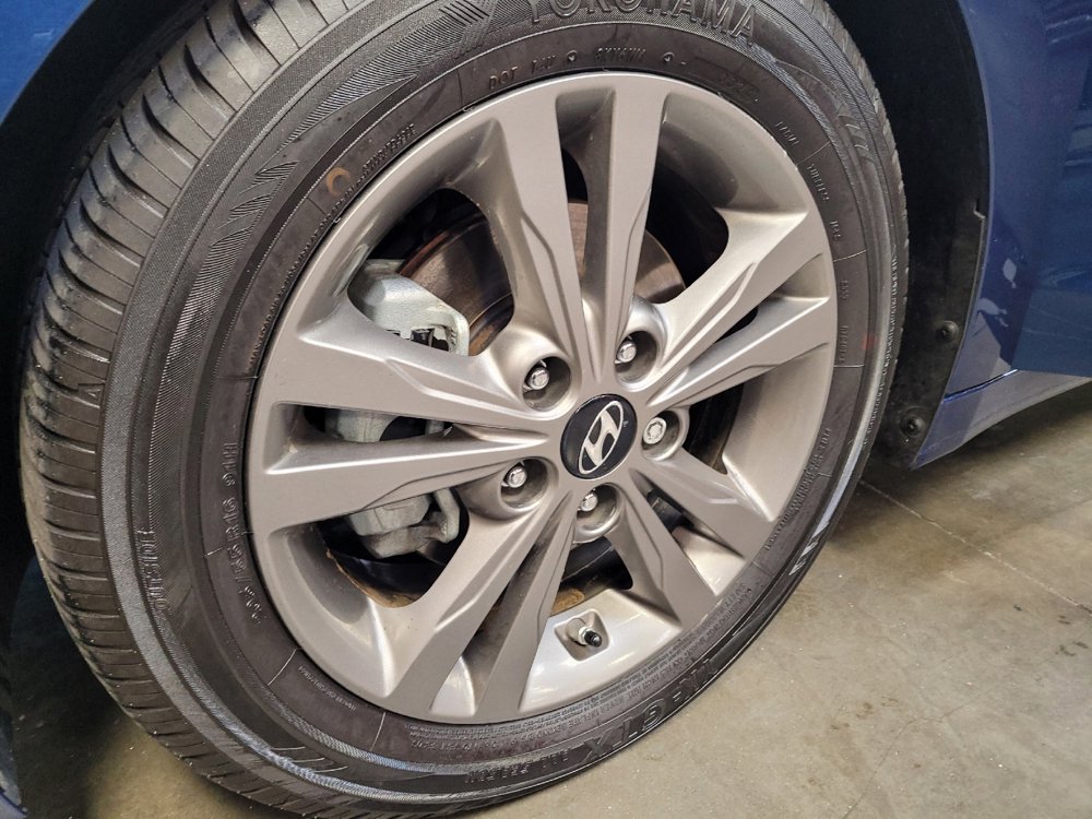 Used 2018 Hyundai Elantra SEL w/ Cargo Package FWD image 31