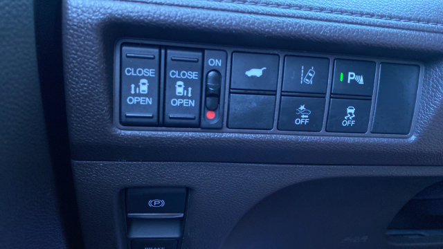 Used 2018 Honda Odyssey Touring image 20