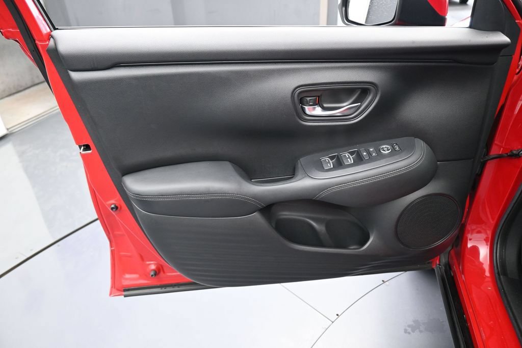 Used 2024 Honda HR-V EX-L image 12