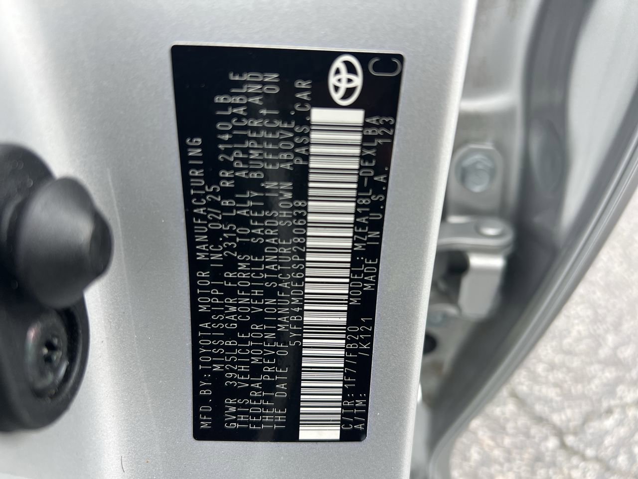 Used 2025 Toyota Corolla LE FWD image 36