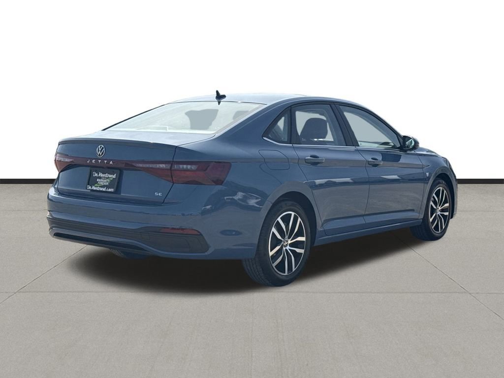 New 2026 Volkswagen Jetta SE image 5