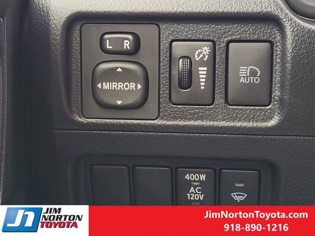 Used 2024 Toyota 4Runner SR5 image 22