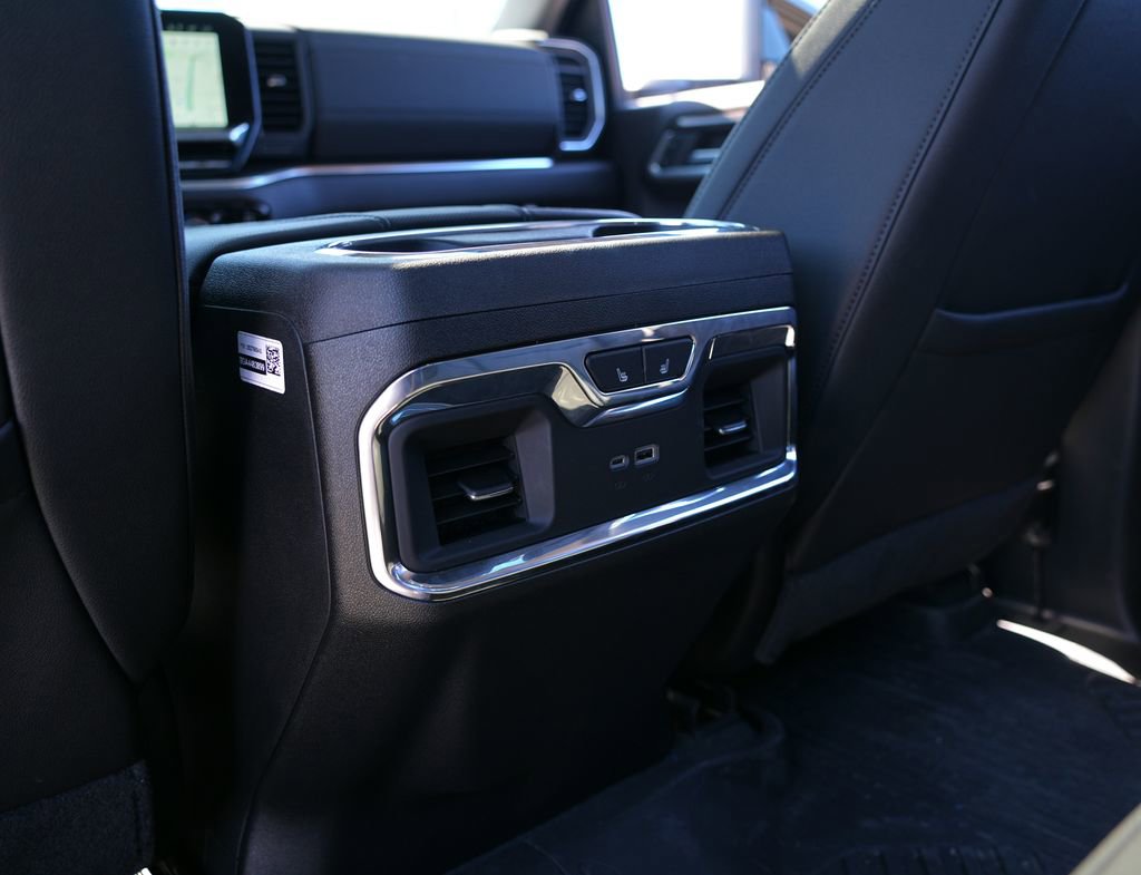 Used 2025 Chevrolet Silverado 2500 LTZ w/ LTZ Plus Package AWD/4WD image 29