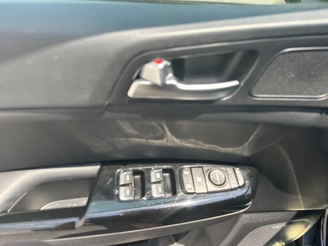 Used 2020 Kia Sportage SX FWD image 19