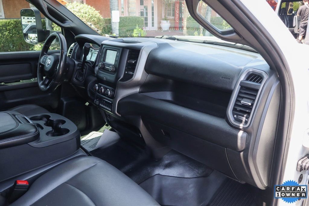 Used 2022 RAM 5500 Tradesman w/ Chrome Appearance Group image 37