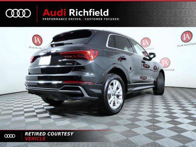 Certified 2025 Audi Q3 2.0T Premium w/ Convenience Package AWD/4WD image 10