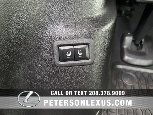 Used 2024 Jeep Wagoneer Series III image 19