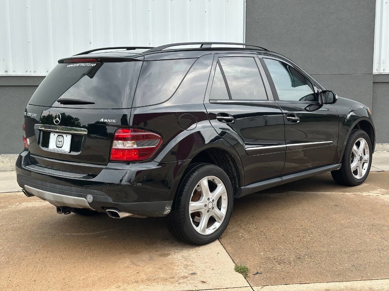 Used 2008 Mercedes-Benz ML 320 4MATIC w/ P1 Pkg image 15