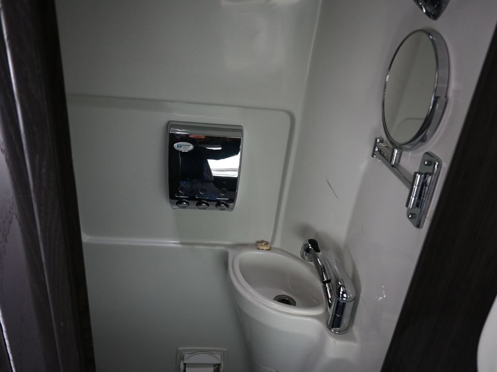 Used 2014 Mercedes-Benz Sprinter 3500 image 53