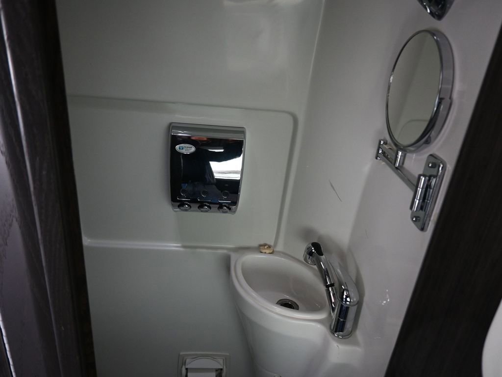 Used 2014 Mercedes-Benz Sprinter 3500 image 53