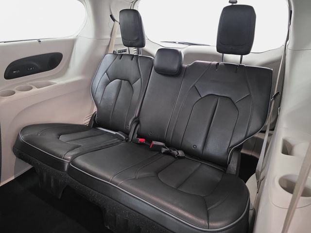 Used 2020 Chevrolet Equinox LS FWD image 37