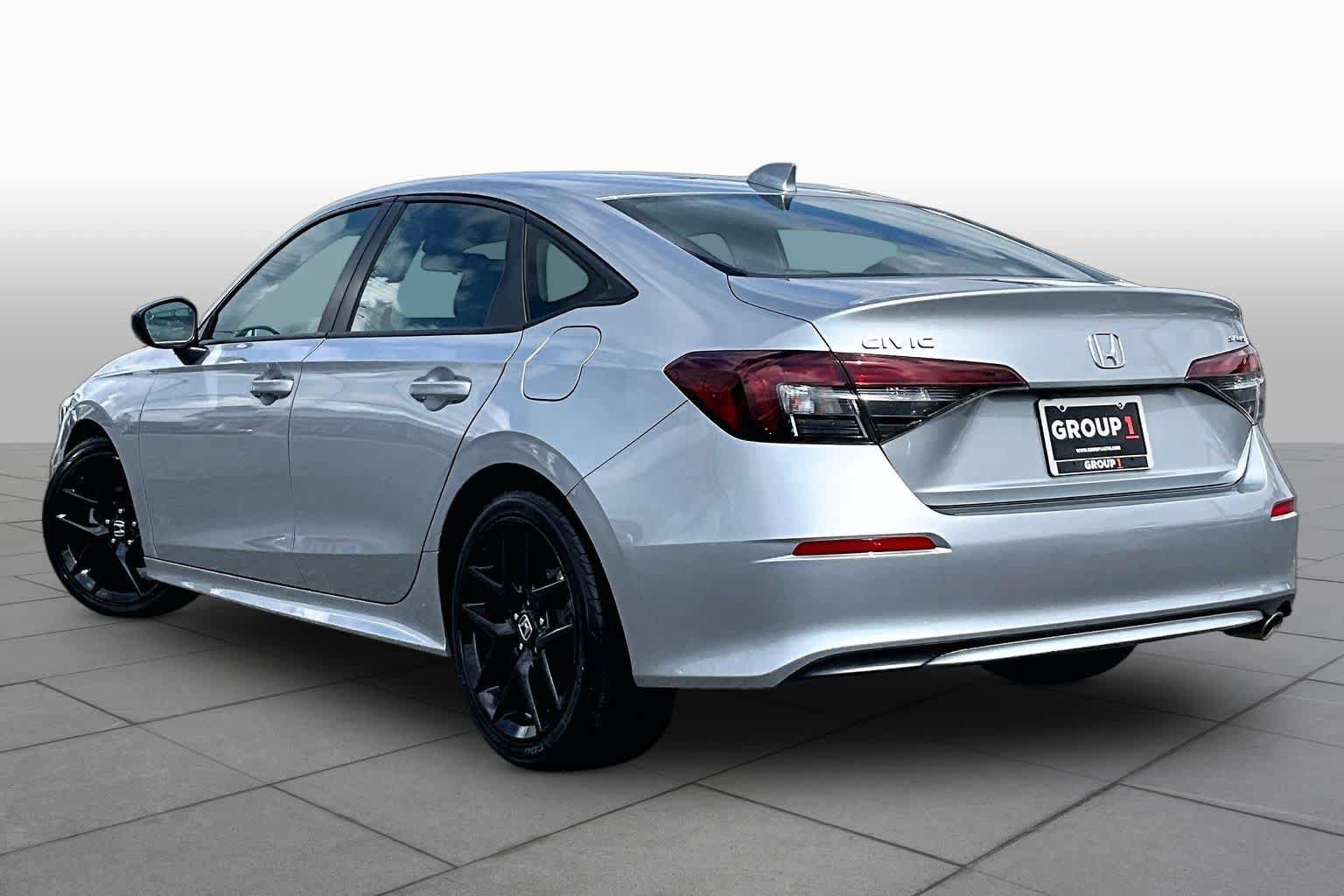 Used 2025 Honda Civic Sport image 12
