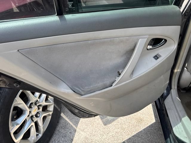 Used 2010 Toyota Camry LE FWD image 11