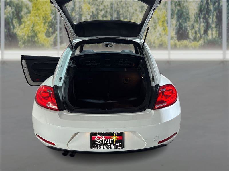Used 2015 Volkswagen Beetle 1.8T image 12