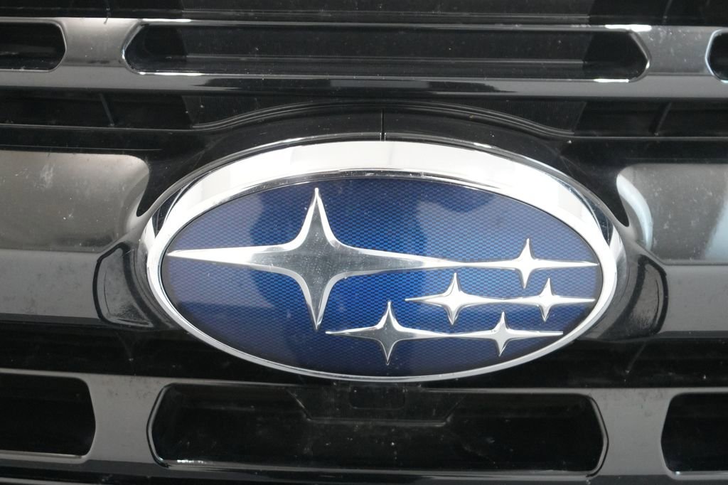 Used 2024 Subaru Ascent Onyx Edition image 12