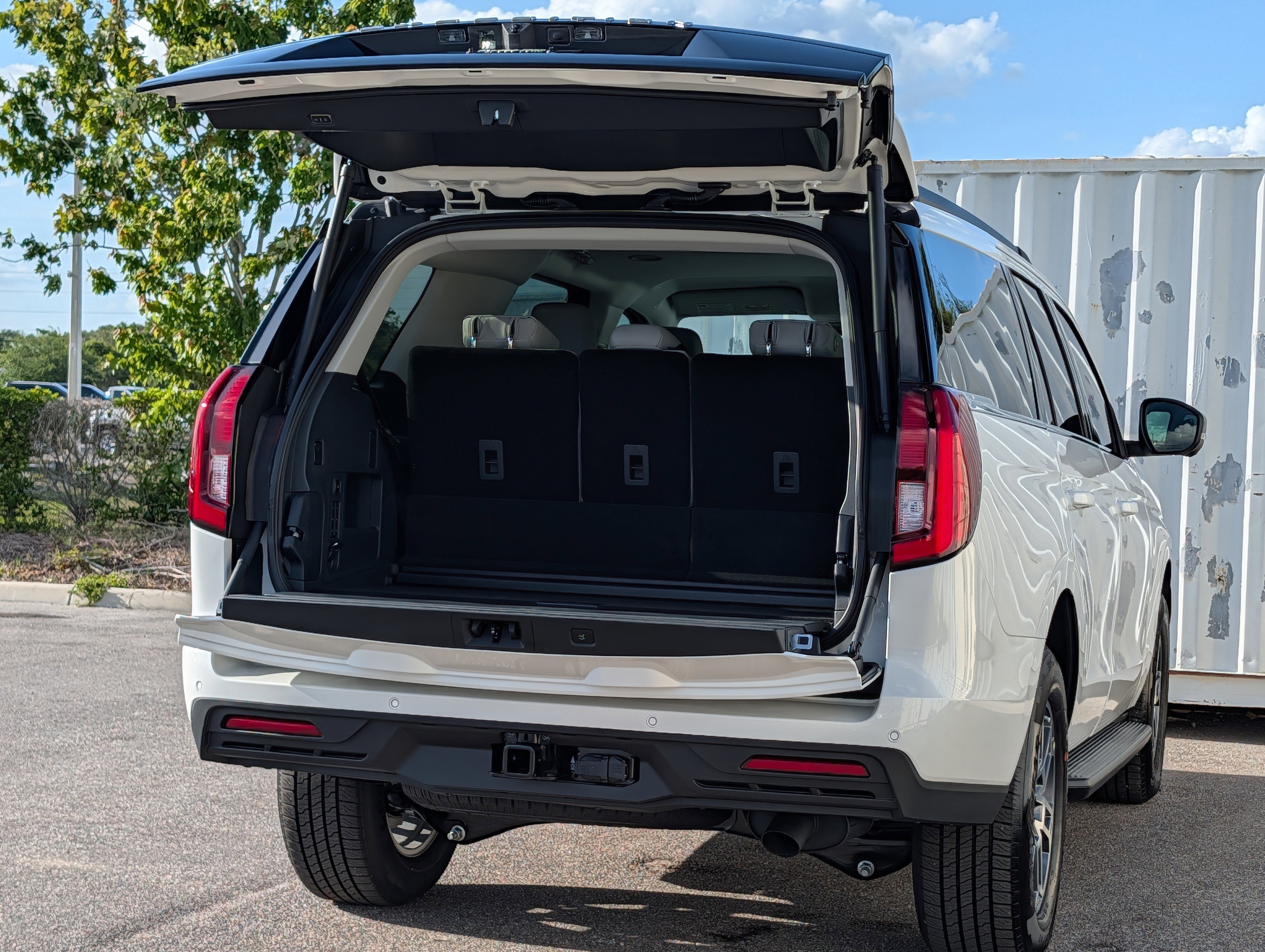 New 2026 Ford Expedition Active image 14