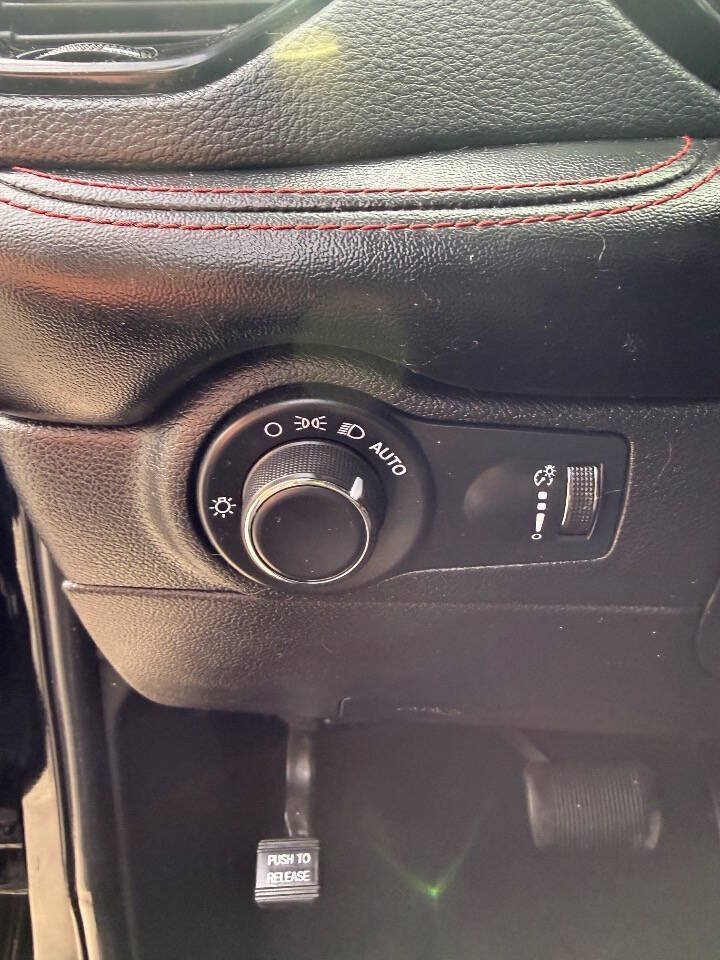 Used 2023 Dodge Durango GT AWD/4WD image 10