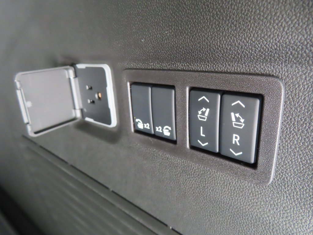 New 2026 Chevrolet Suburban RST w/ RST Capability Package image 22