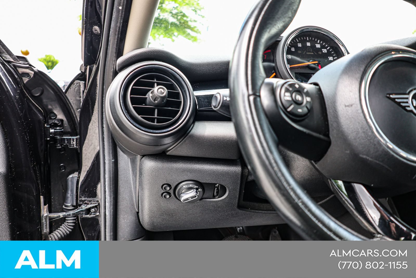 Used 2019 MINI Cooper 4-Door Hardtop FWD image 20