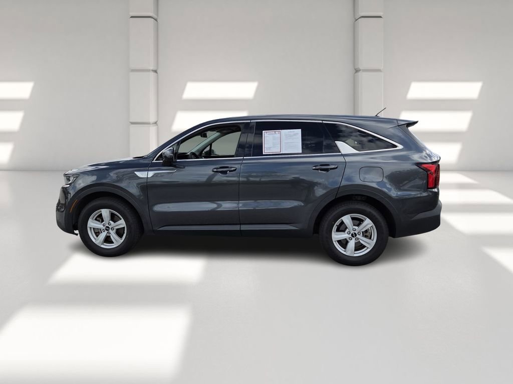 Used 2022 Kia Sorento LX image 6