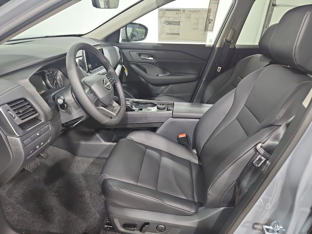 New 2026 Nissan Rogue SV image 10