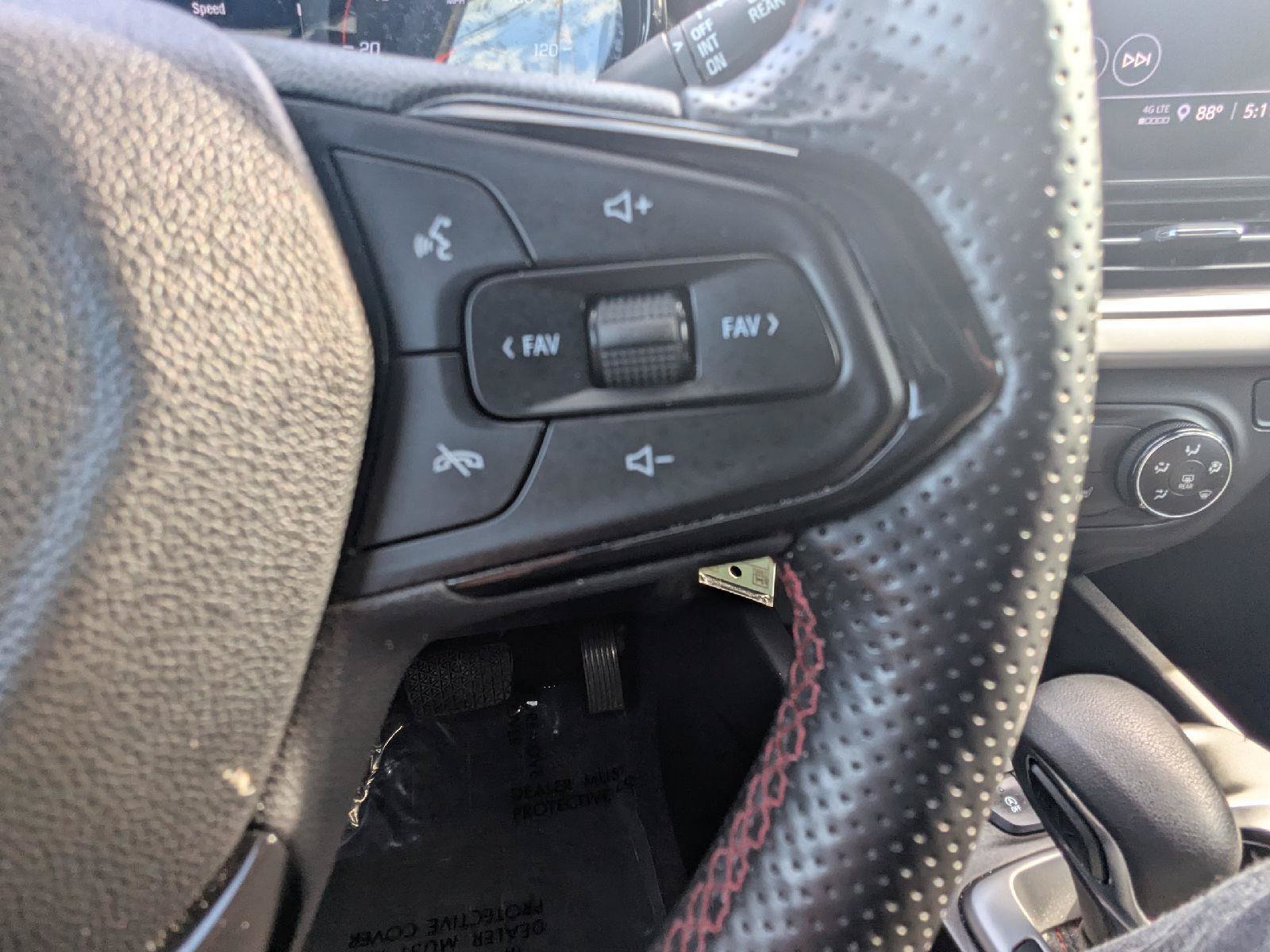 Used 2024 Chevrolet Trax RS w/ Driver Confidence Package FWD image 22