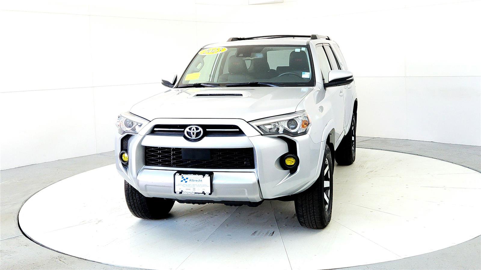 Certified 2023 Toyota 4Runner TRD Off-Road Premium image 2