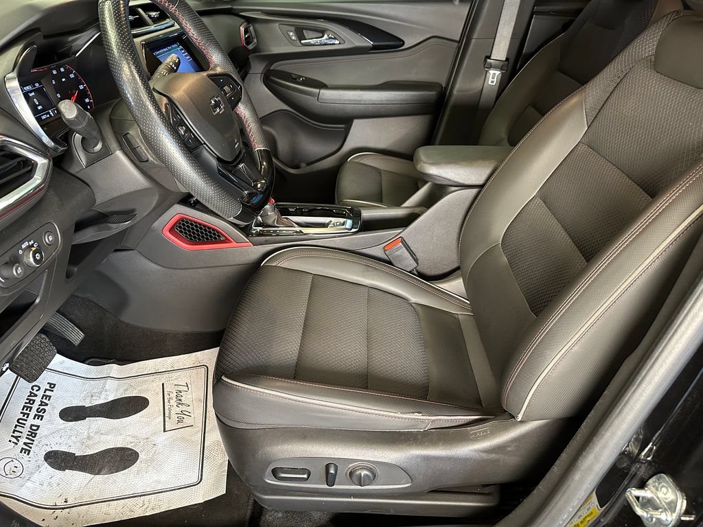 Used 2022 Chevrolet TrailBlazer RS w/ Convenience Package FWD image 20