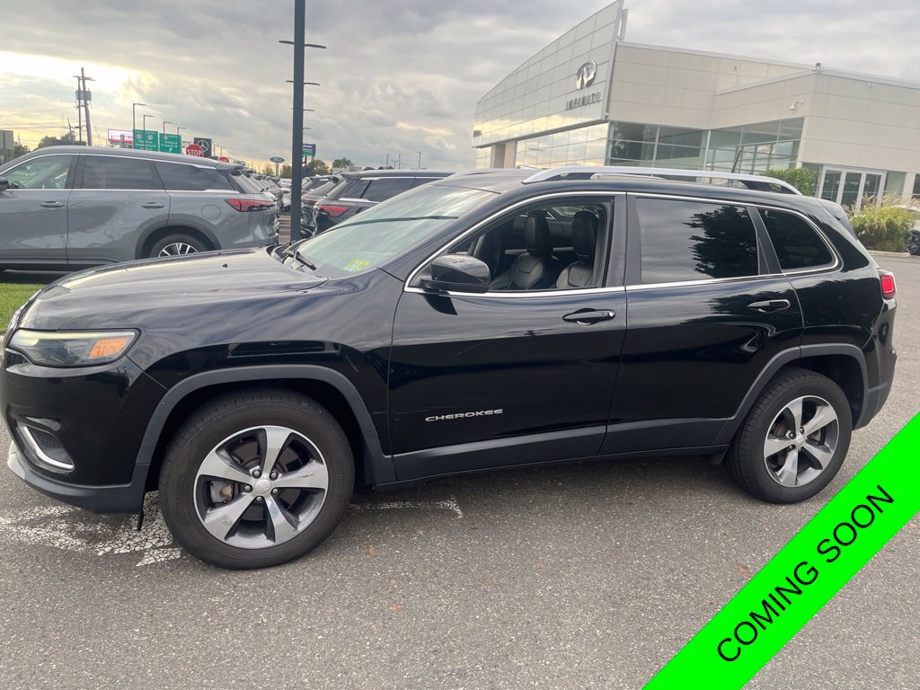 Used 2019 Jeep Cherokee Limited AWD/4WD image 1