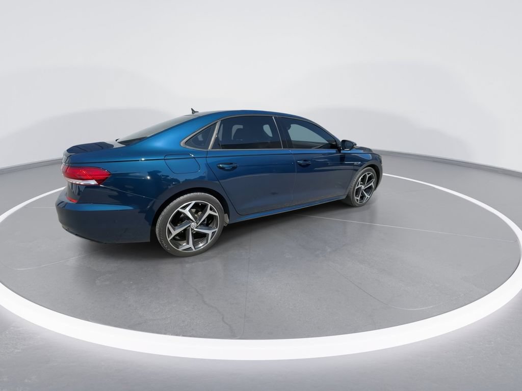 Used 2021 Volkswagen Passat 2.0T R-Line FWD image 8