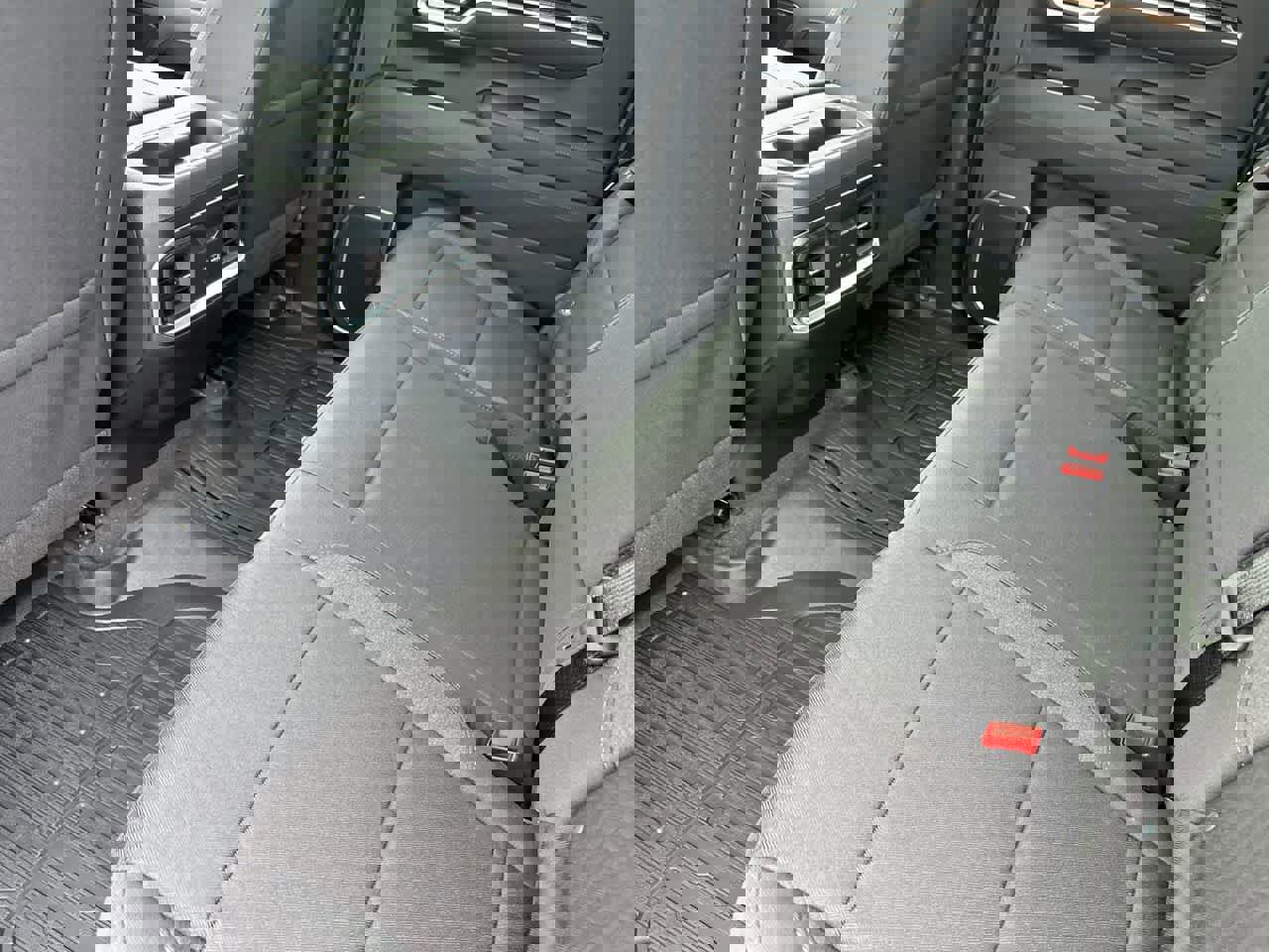 New 2026 GMC Sierra 1500 Elevation image 19