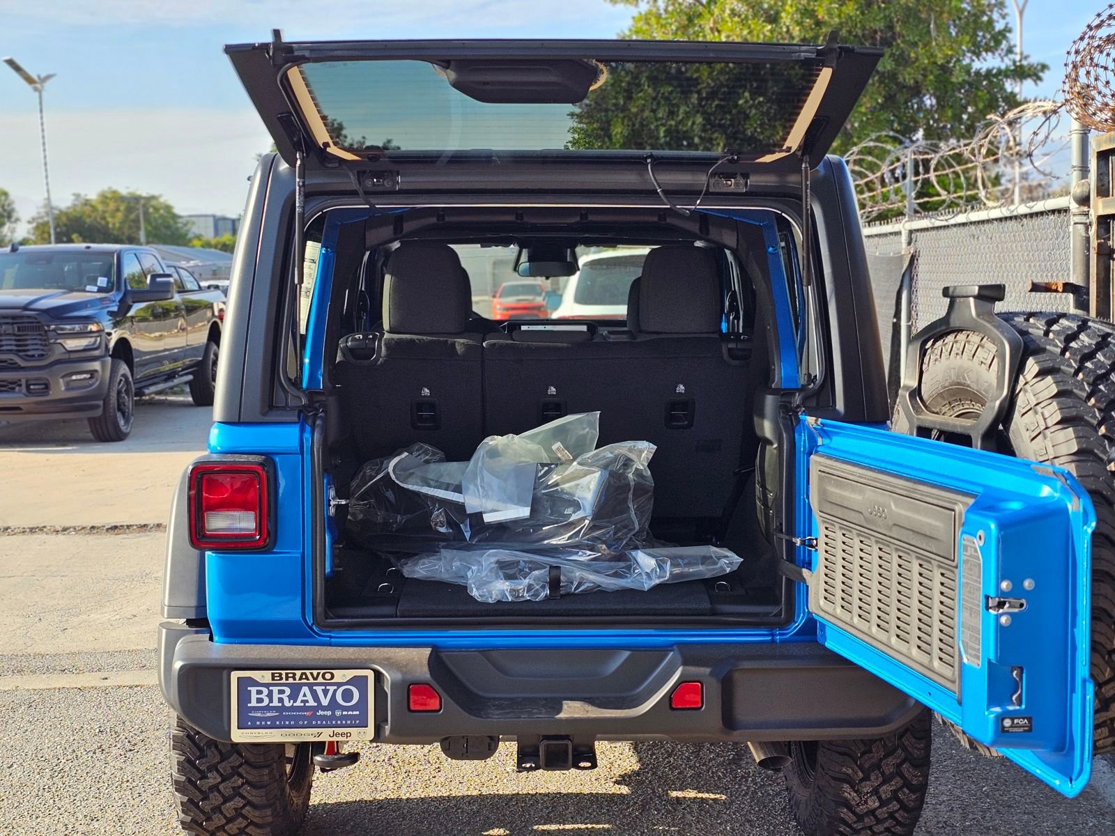 New 2026 Jeep Wrangler Willys AWD/4WD image 7