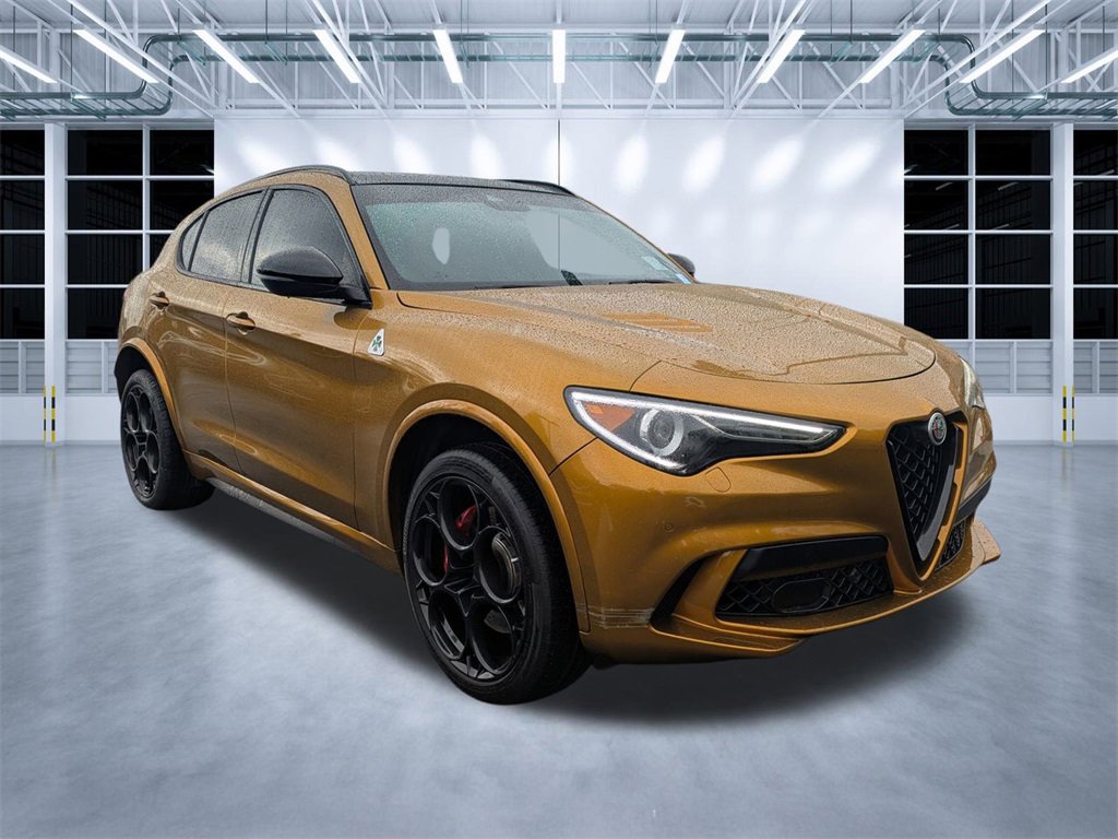 Used 2023 Alfa Romeo Stelvio Quadrifoglio w/ Active Assist Plus Package image 2