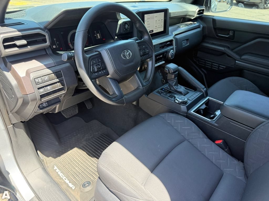 Used 2024 Toyota Tacoma SR5 AWD/4WD image 11