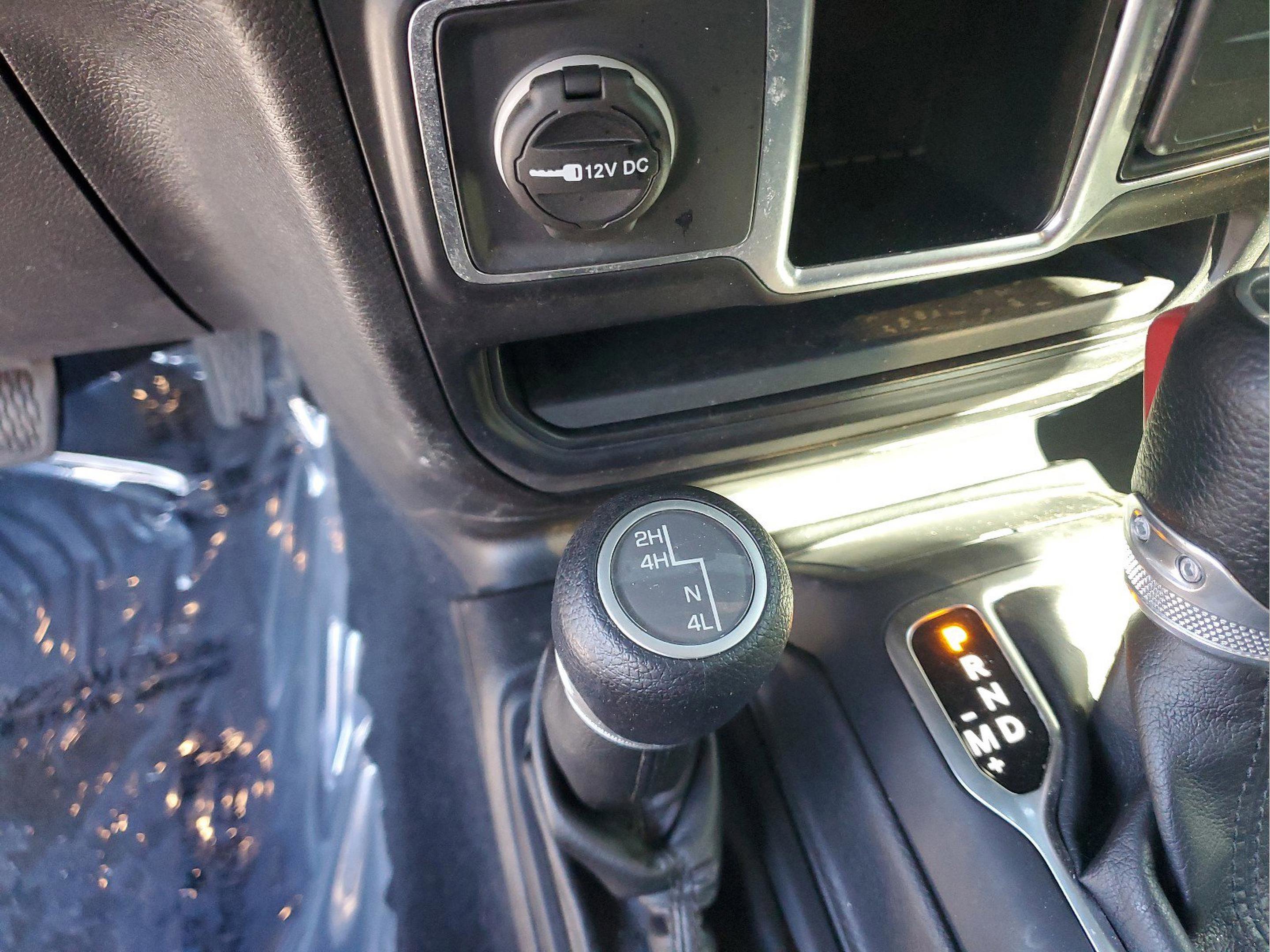 Used 2022 Jeep Gladiator Sport AWD/4WD image 21