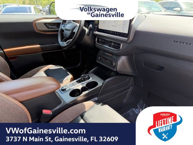 Used 2025 Ford Bronco Sport Outer Banks AWD/4WD image 9
