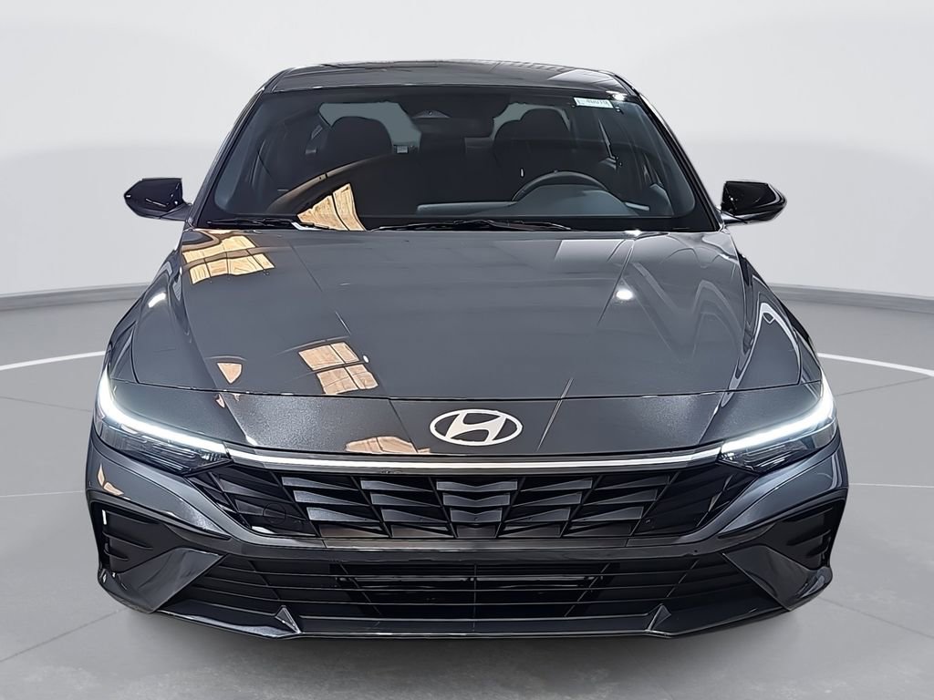 New 2025 Hyundai Elantra Sport image 2