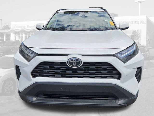 Used 2024 Toyota RAV4 XLE FWD image 7