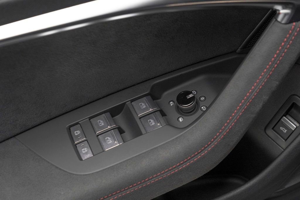 Used 2025 Audi RS 6 performance image 19