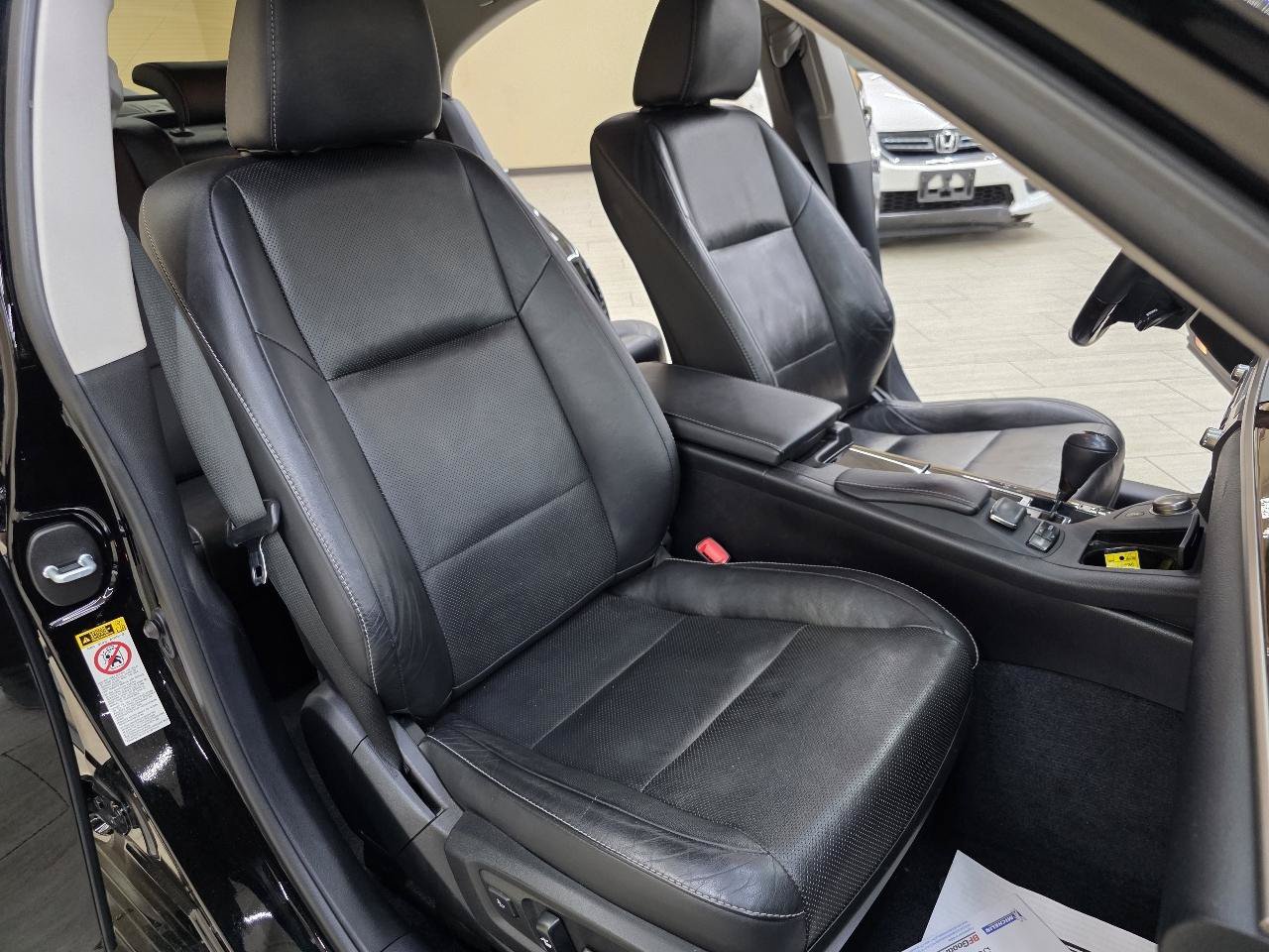 Used 2015 Lexus ES 350 w/ Luxury Package FWD image 19