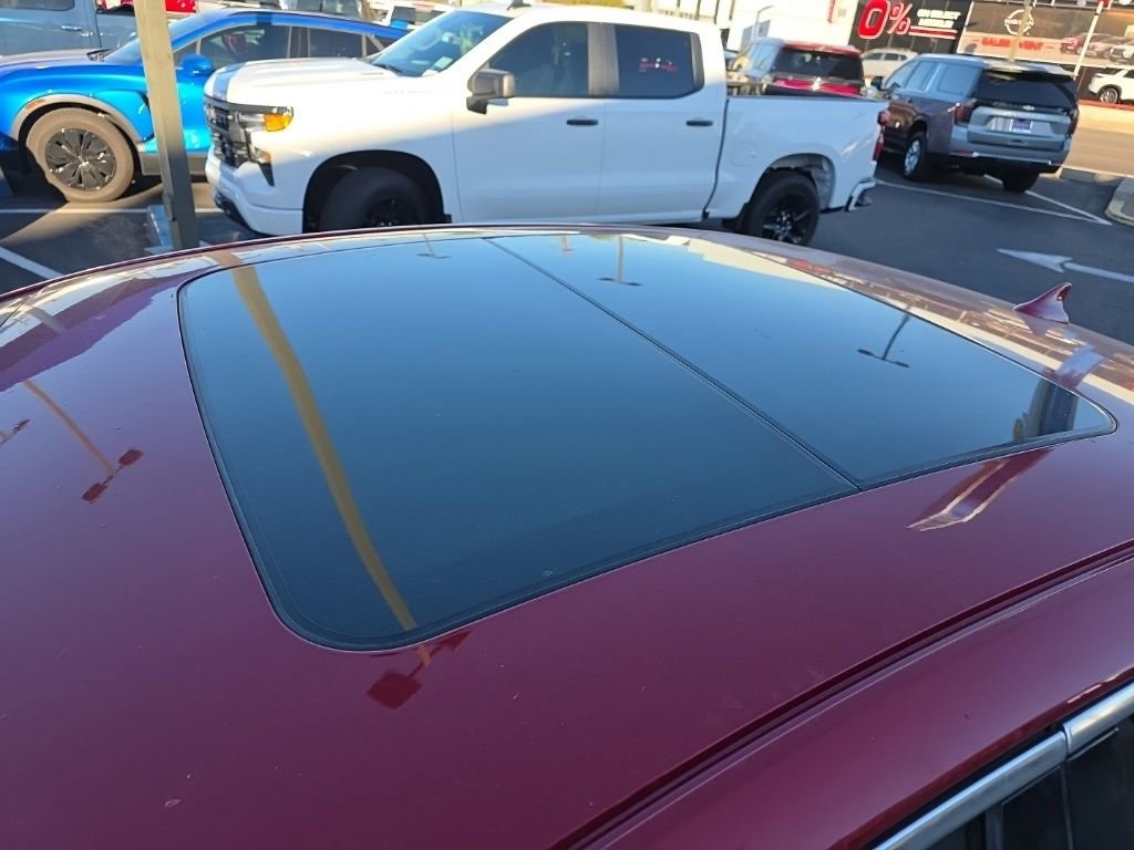 Used 2013 Cadillac XTS Platinum image 12