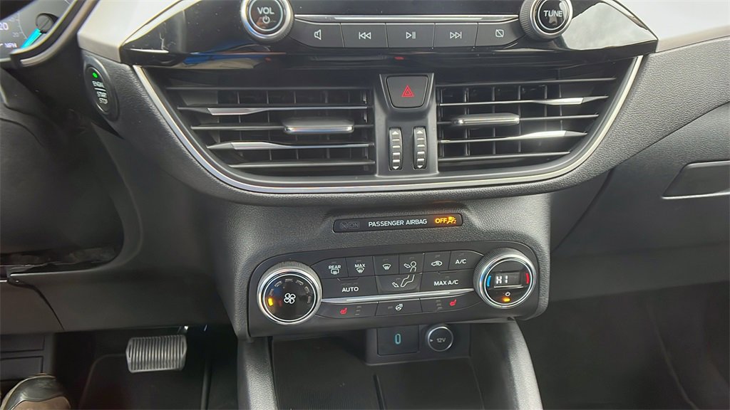 Used 2020 Ford Escape SEL image 31