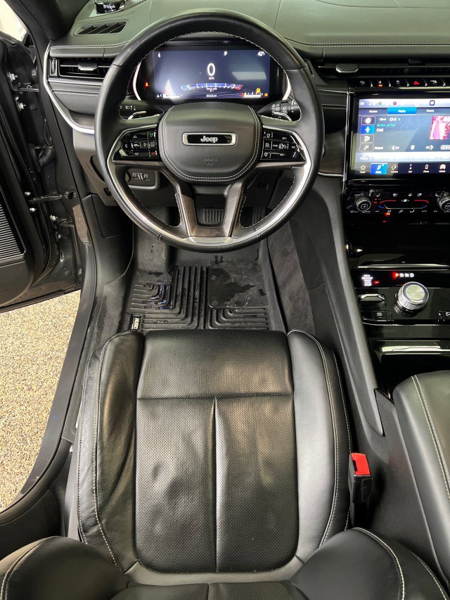 Used 2021 Jeep Grand Cherokee L Overland w/ Luxury Tech Group IV image 21