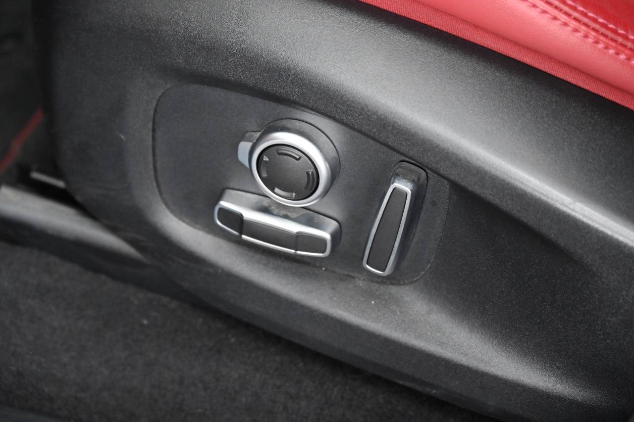 Used 2021 Jaguar F-PACE SVR AWD/4WD image 18
